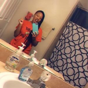 Meet your Posher, Donna